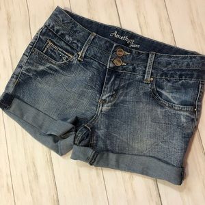 Amethyst Jeans Distressed Cuffed Stretchy Shorts